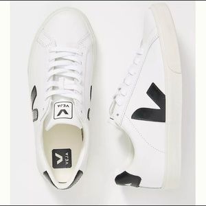 Veja Esplar low-top sneaker size 10